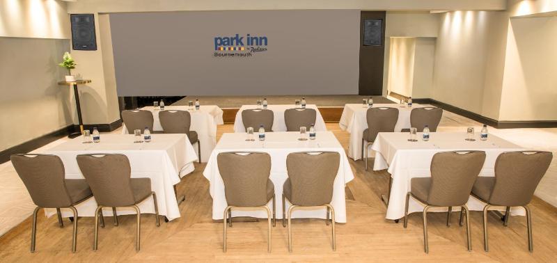 Park Inn by Radisson Bournemouth - image 3