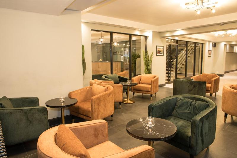 Park Inn by Radisson Bournemouth - image 2
