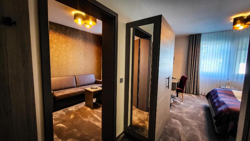 Apartment image 2