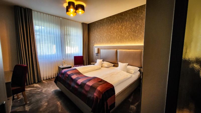 Standard Single Room image 4