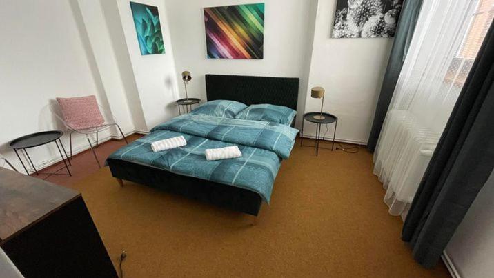 Apartment with Garden View image 3