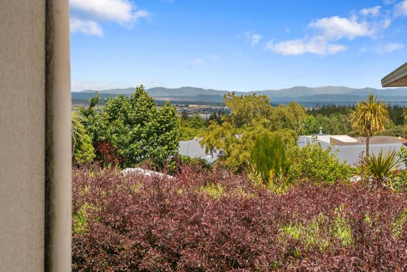 Lakewood Haven - Taupo Holiday Home - image 3