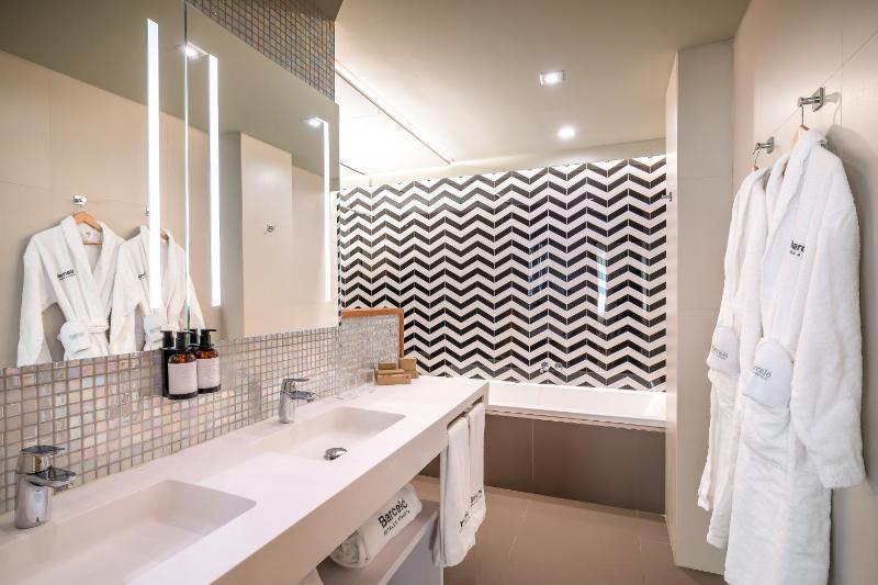 Junior Suite image 4