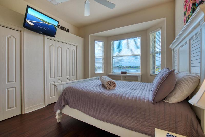 VILLA WATERFRONT - 3 BEDS - 3 BATHS - 6 GUESTS - LAKEVIEW & POOL/SPA - INCL. 10% OFF BOAT RENTAL - image 24