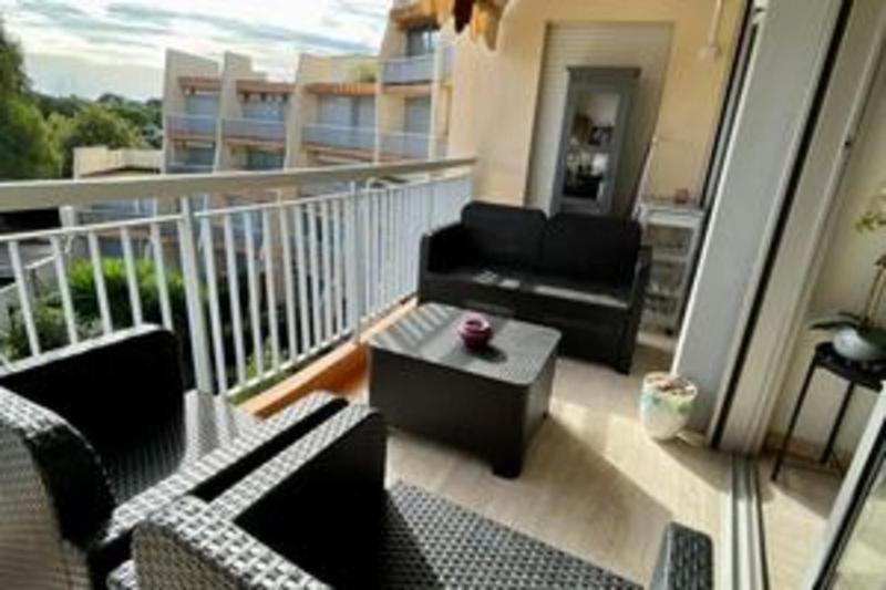 Cozy Family Nest with balcony and pool - image 12