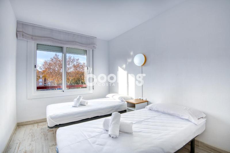 Vall de ribes Apartament per 4 persones amb piscina comunitària a prop de Port d'Aro - image 3