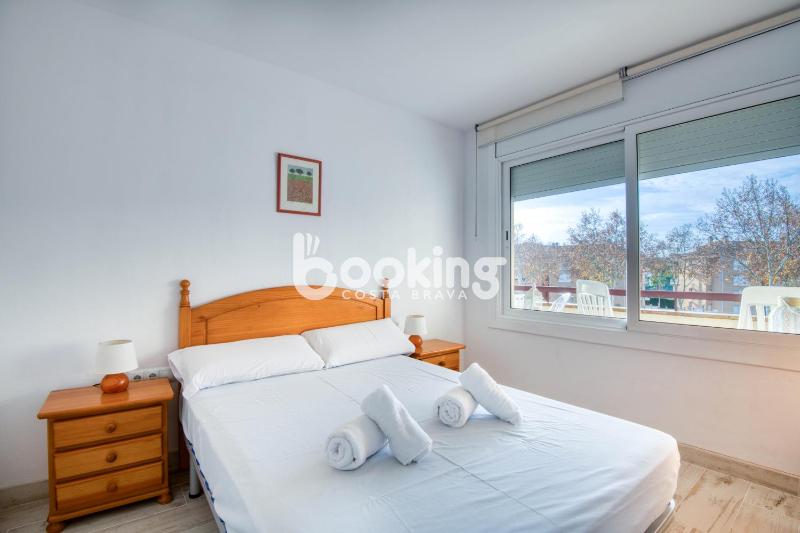 Vall de ribes Apartament per 4 persones amb piscina comunitària a prop de Port d'Aro - image 11