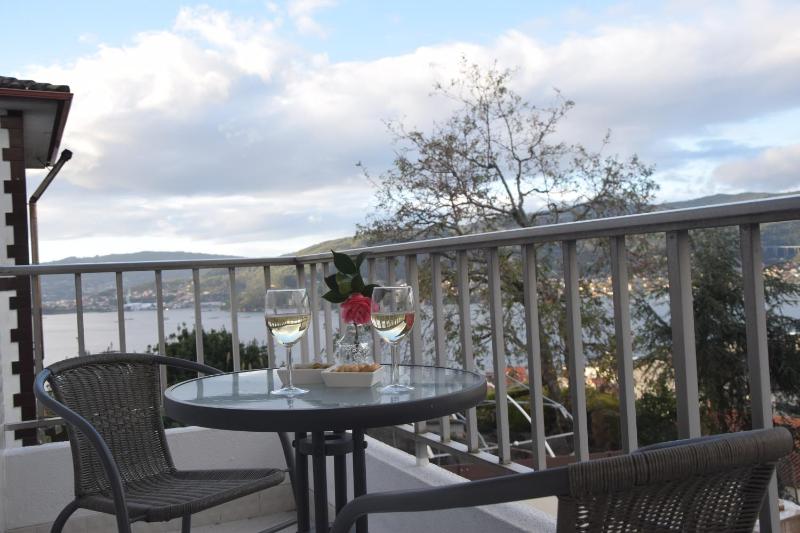 Casa en Chapela, con vistas a la Ría de Vigo Images