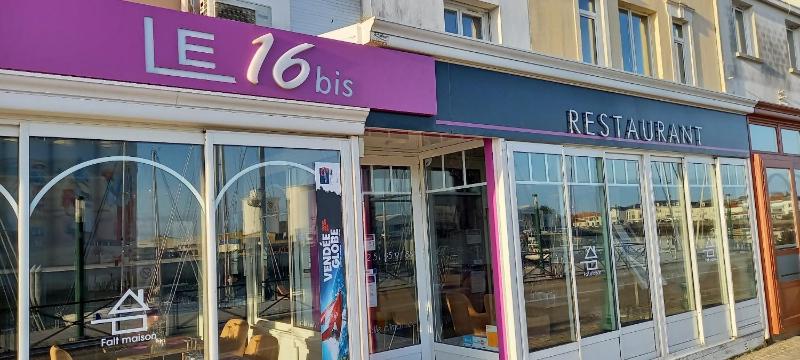 Hôtel SABLES D'O et son restaurant LE 16 BIS - image 23