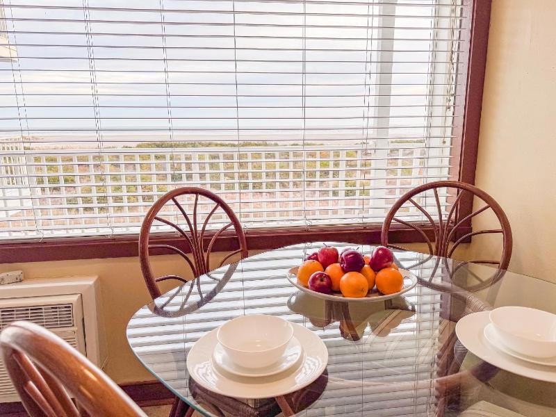 Oceanfront Deluxe Room with Kitchenette image 3