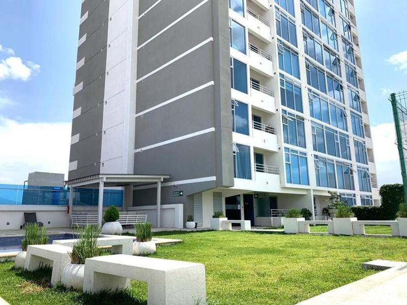 1505 Torre los Yoses Hermoso Apartamento en Barrio Escalante con Parqueo - image 5