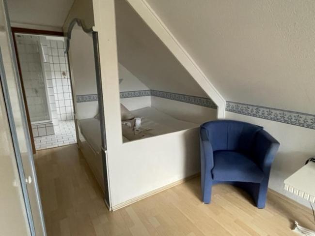 Economy Single Room image 3