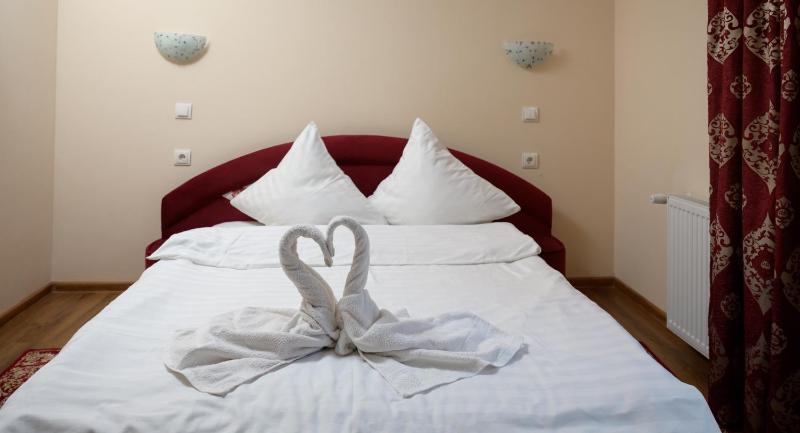 Double Room image 2