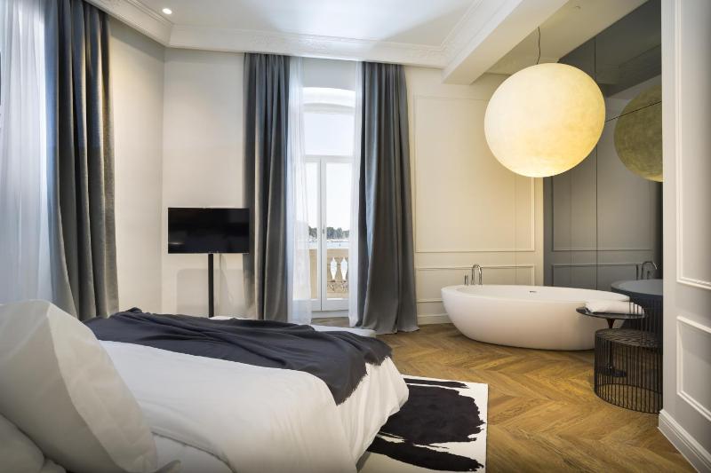 Adriatic Suite image 3