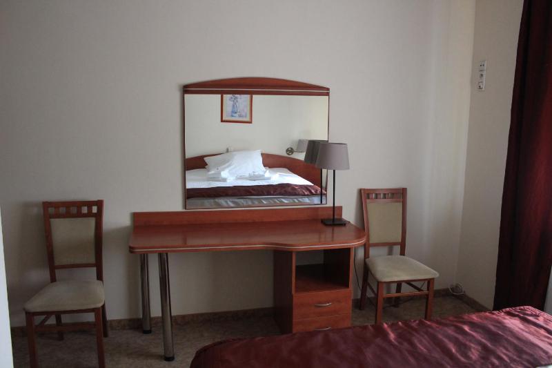 Suite Apartment image 2