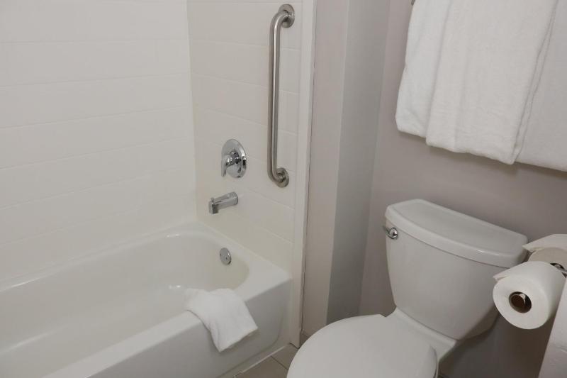 Standard Room image 2
