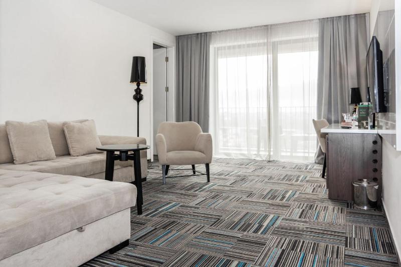 Suite image 3