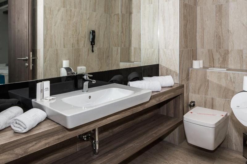 Suite image 2
