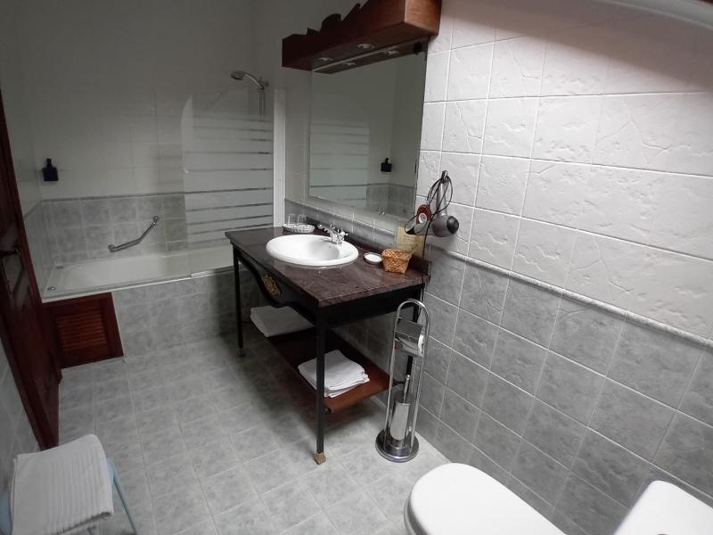 Superior Double Room image 3