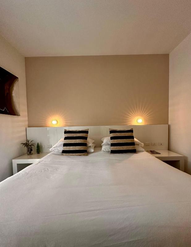 Standard Double Room image 1
