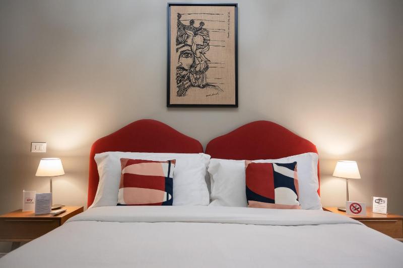 casa mo room and suite - image 15