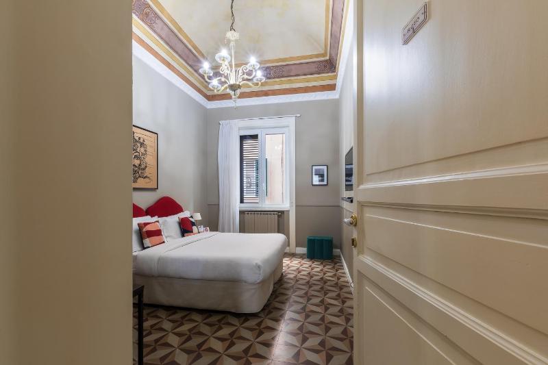 casa mo room and suite - image 8