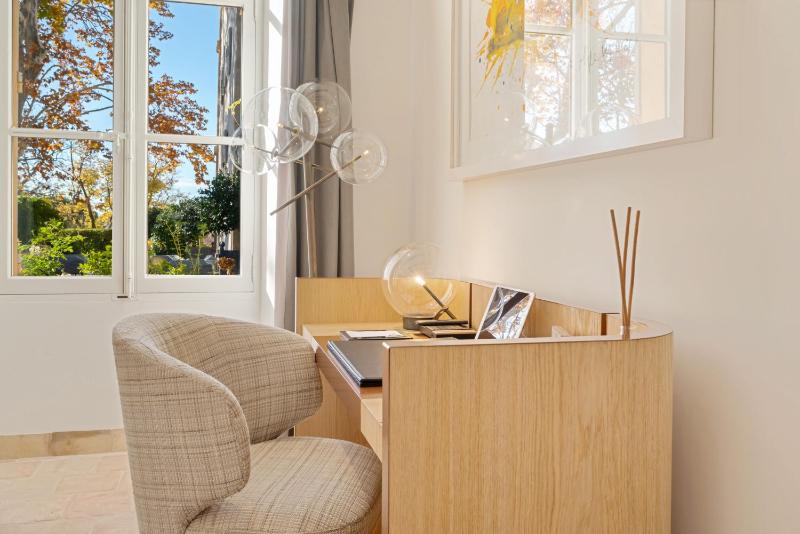 Classic Room image 1