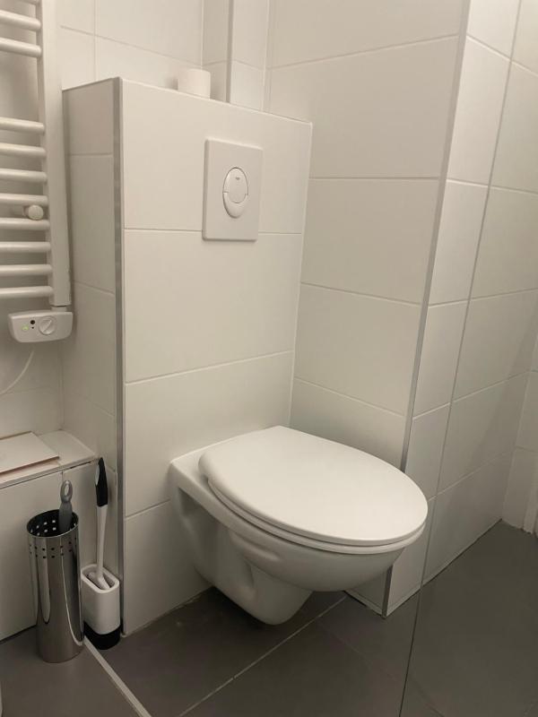 Adorable studio avec un parking prive - image 6