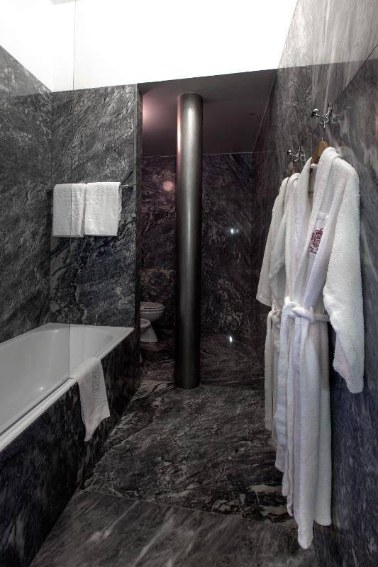 Junior Suite image 3