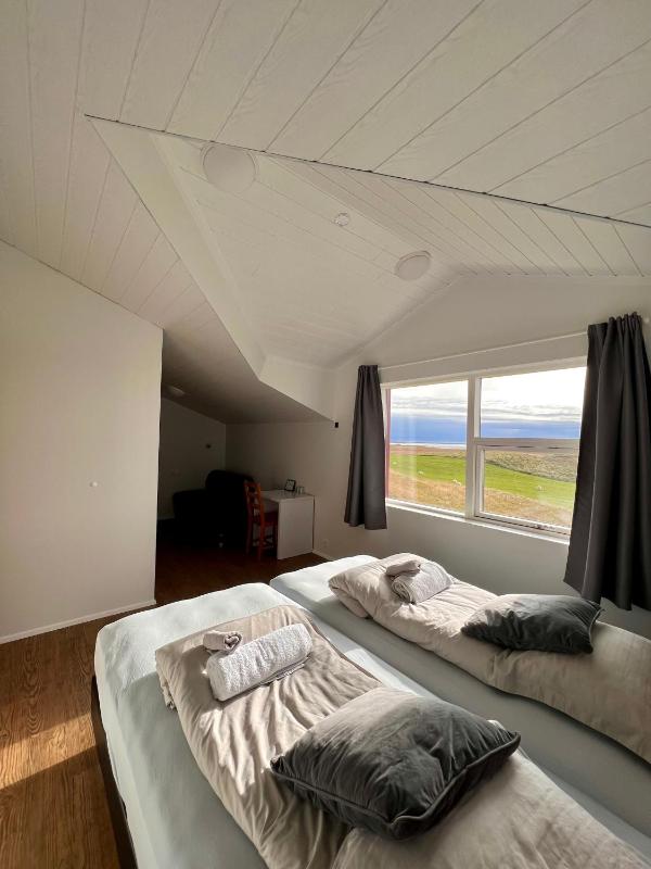 Double or Twin Room with Private Bathroom image 3
