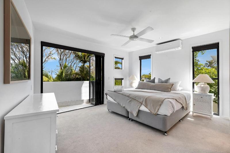 2 Luna Noosa - Spacious Retreat in Elevated Location - image 10