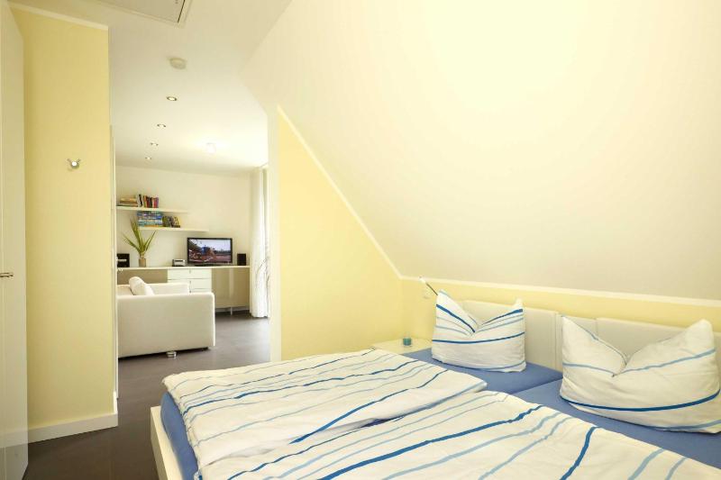 Three-Bedroom House image 4