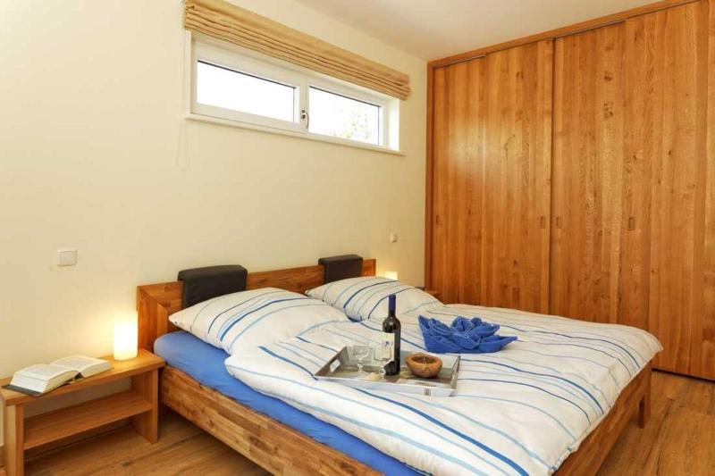 Two-Bedroom Apartment with Balcony image 3