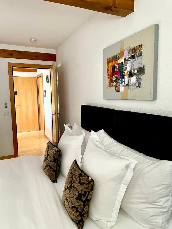 Two-Bedroom Apartment image 4