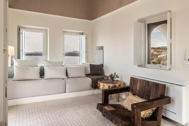 Villa with Private Pool image 3