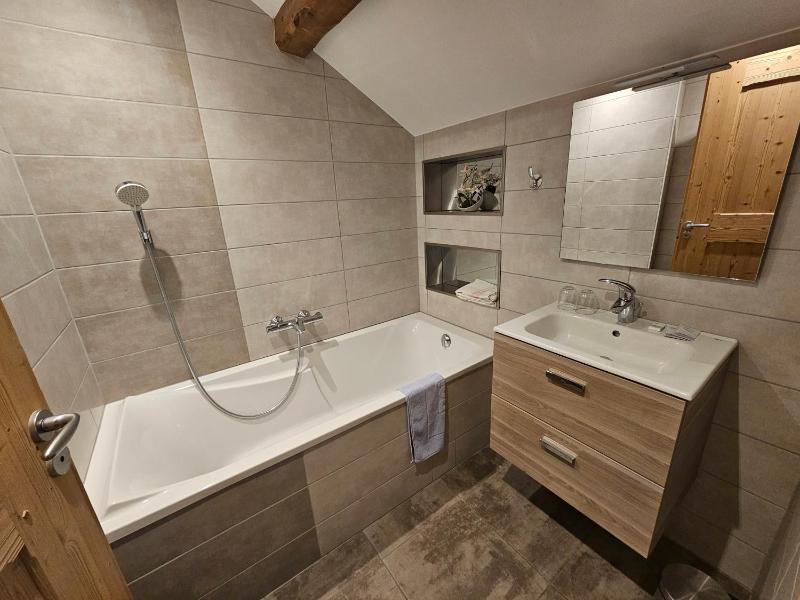 Quadruple Room image 1