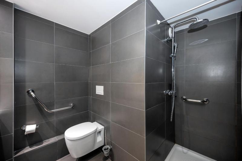 Studio Apartment Accessible (2 Adults) image 3