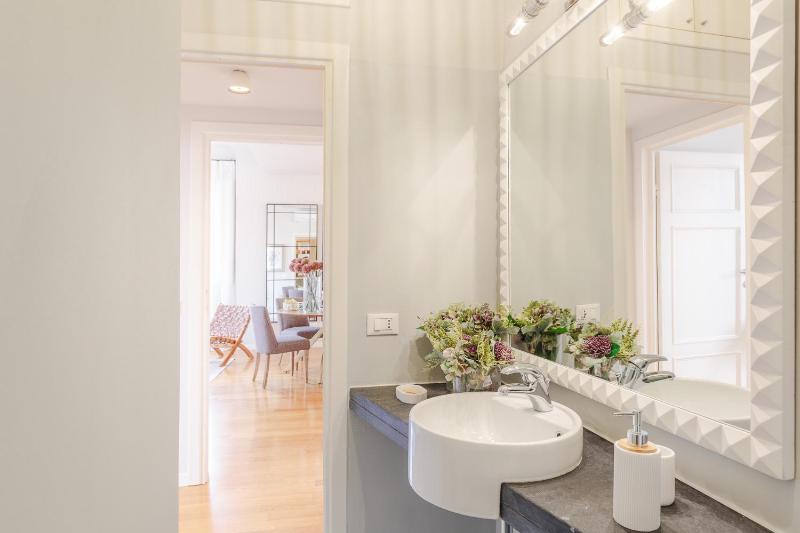 Buccellato: a Fresh Lavish Penthouse inside the Wa - image 3