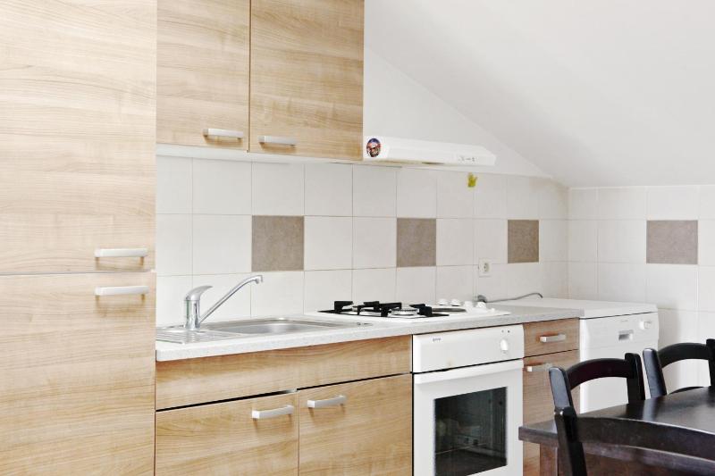 Peachy House - image 38