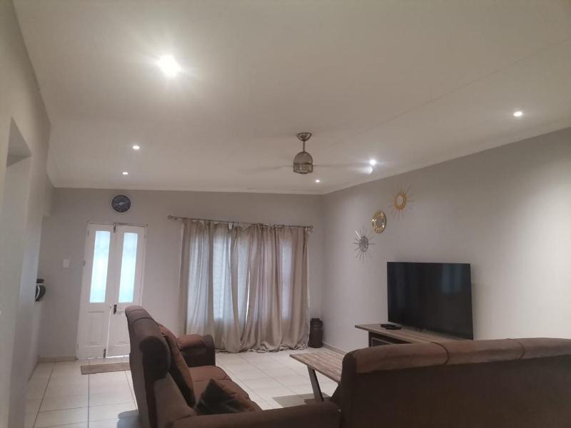 Teke's cheerful 3 bed room villa with swimming pool Images