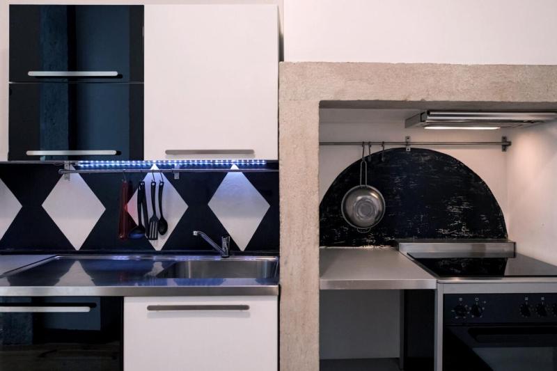 Two-Bedroom Apartment image 4