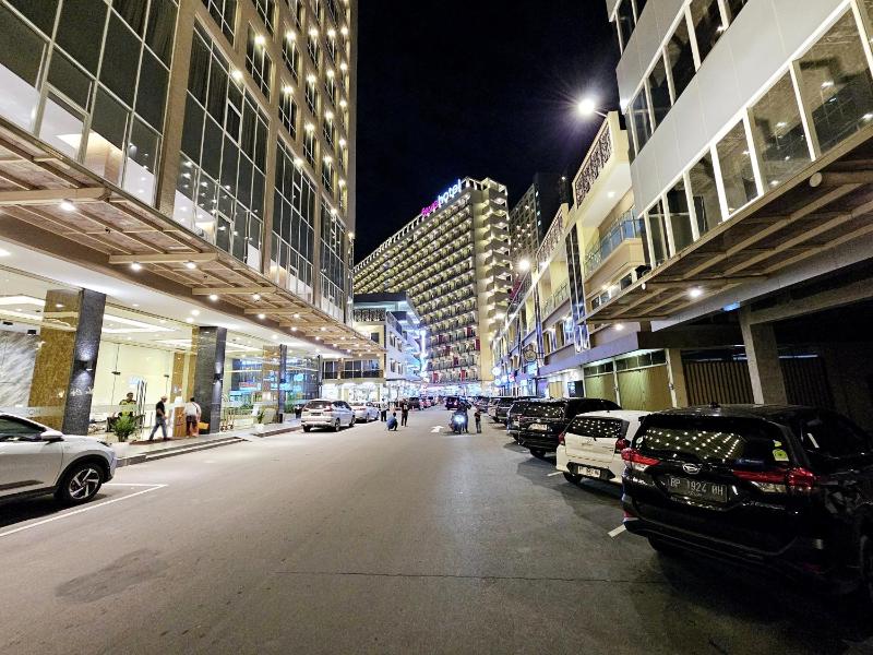 Nagoya Thamrin City Apartment 1 - image 16