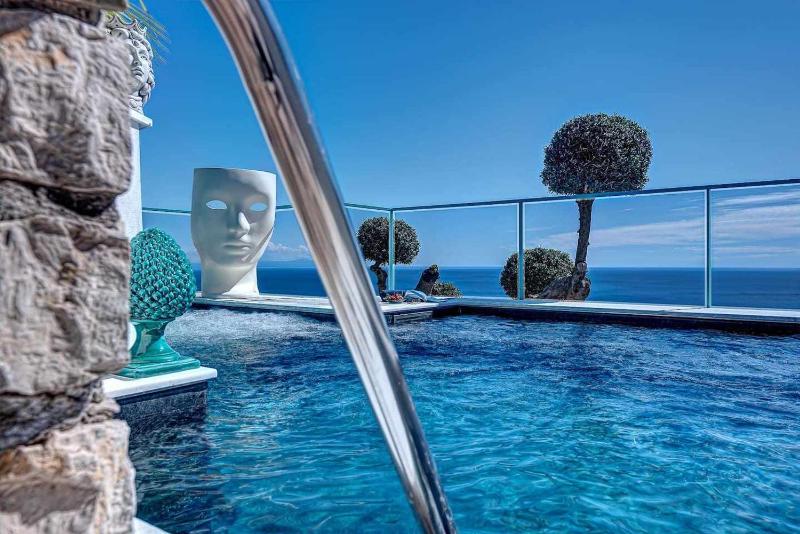 Villa Islamorada Pool and Sea View - image 14