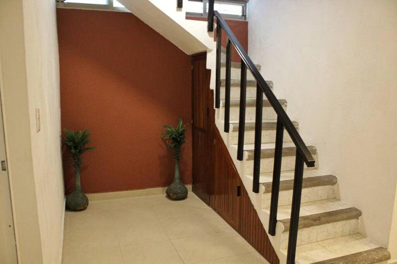 EspaciosaCentrica y bonita casa 10 personas - image 6