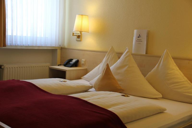 Comfort Single Room image 2