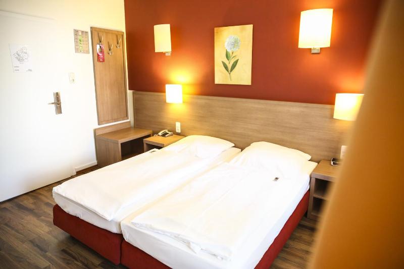 Special Offer - Double Room image 2