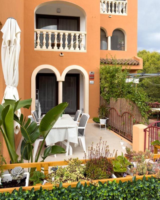 Bungalow con acceso a la playa! - image 3