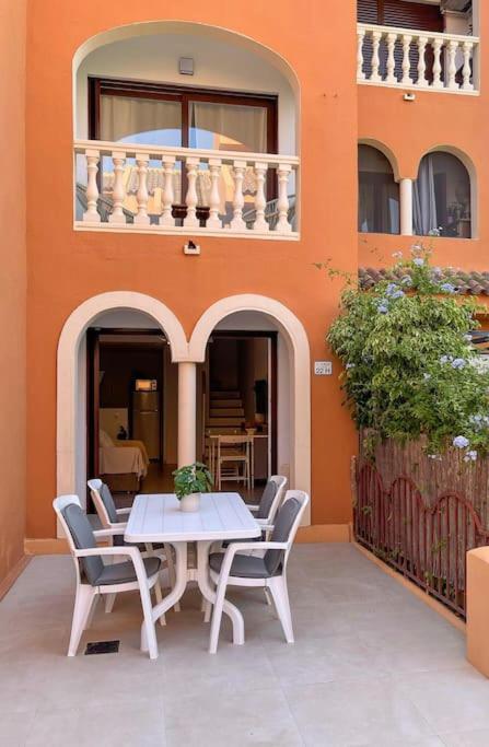 Bungalow con acceso a la playa! - image 11