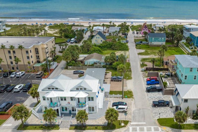 Oceans 13 Condo D - image 16