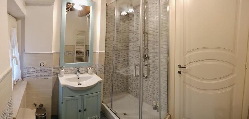 Deluxe Suite image 2